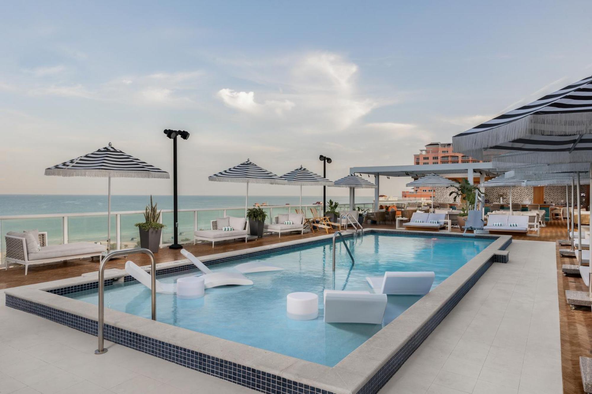 The Hiatus Clearwater Beach, Curio Collection By Hilton Ngoại thất bức ảnh